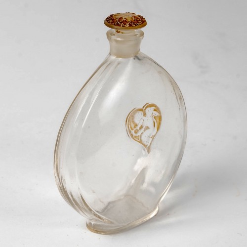 1920 René Lalique - Flacon l'Amour Dans Le Cœur Pour Arys - Verrerie, Cristallerie Style Art Déco