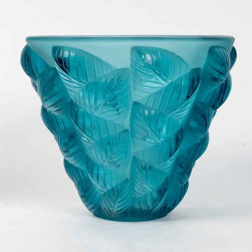 Glass & Crystal  - 1927 René Lalique - Vase Moissac Blue Turquoise
