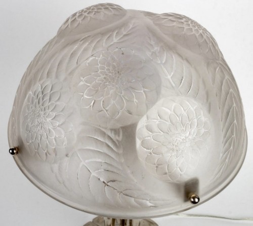 XXe siècle - 1921 René Lalique - Lampe Dahlias