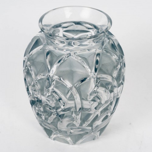 Glass & Crystal  - 1931 René Lalique - Vase Chamois