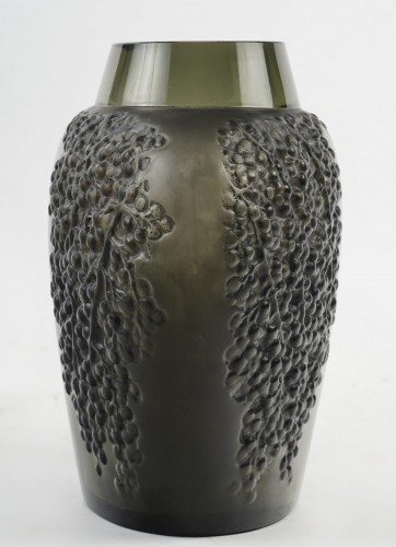 Glass & Crystal  - 1921 René Lalique - Vase Poivre Pepper