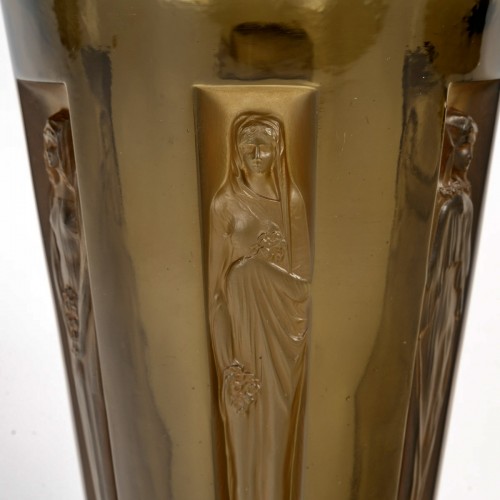 Antiquités - 1912 René Lalique - Six Figurines Vase
