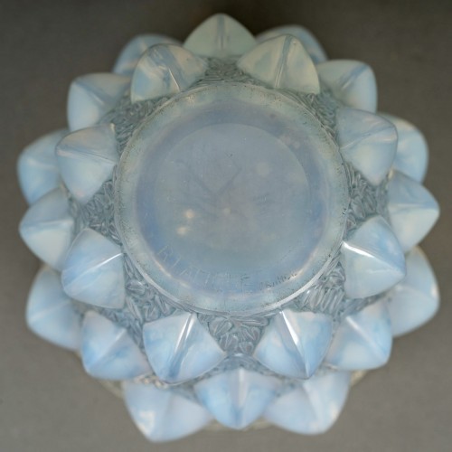 XXe siècle - 1927 René Lalique - Vase Rampillon