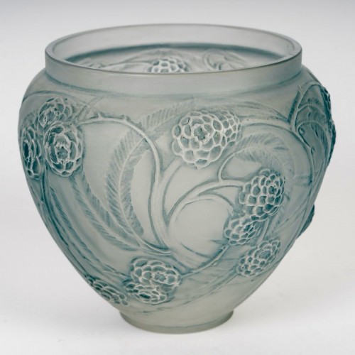 Glass & Crystal  - 1923 René Lalique - Nefliers Vase