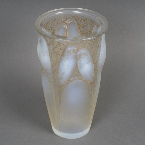 Glass & Crystal  - 1924 René Lalique - Ceylan Vase