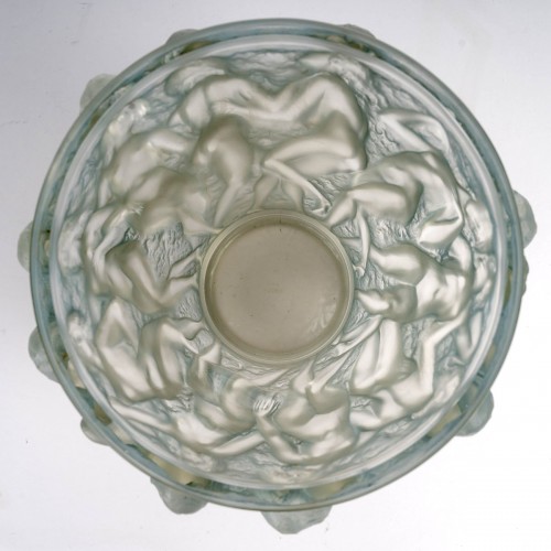 XXe siècle - 1927 René Lalique - Vase Bacchantes Verre