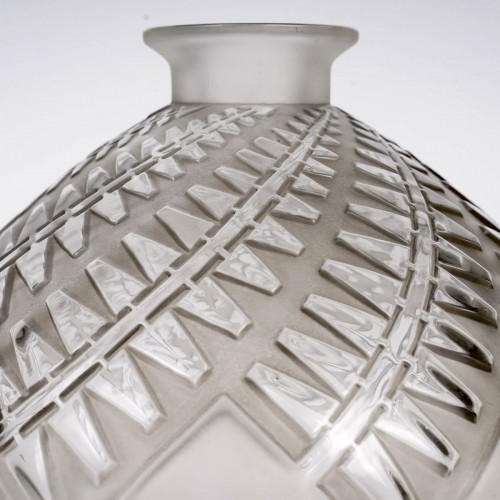 1925 René Lalique - Vase Art Deco Montargis - BG Arts