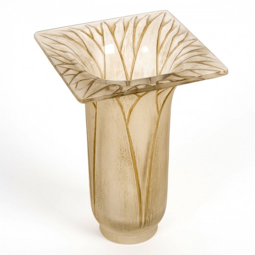 1920 René Lalique - Vase Lotus Vase - Glass & Crystal Style Art Déco