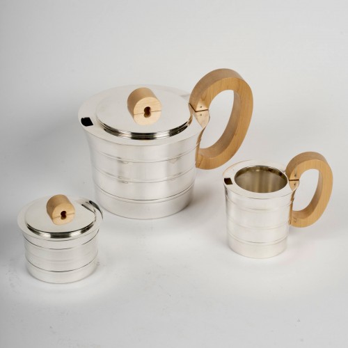 1936 Jean E. Puiforcat - Tea &amp; Coffee Set Epsilon Sterling Silver &amp; Walnut - silverware & tableware Style Art Déco