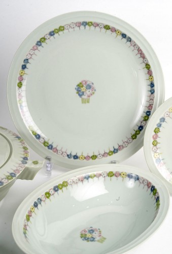 silverware & tableware  - Suzanne Lalique et Haviland - Service Nicole Celadon Porcelain 35 Pieces