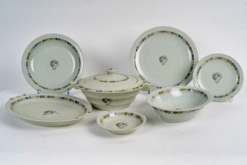 Antiquités - Suzanne Lalique et Haviland - Service "Nicole" en porcelaine céladon 35 pièces