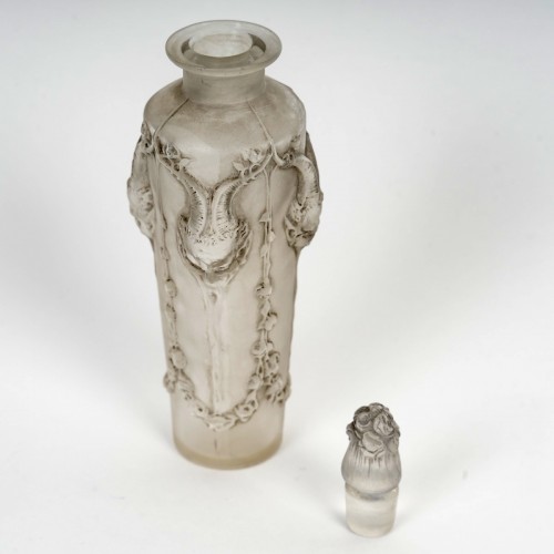 1920 René Lalique - Perfume Bottle Pan Glass With Grey Patina - Glass & Crystal Style Art nouveau