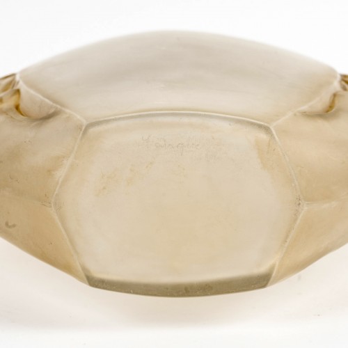 Antiquités - 1920 René Lalique Vase Méplat Sirènes Avec Bouchon Figurine Verre Blanc Patiné Sépia