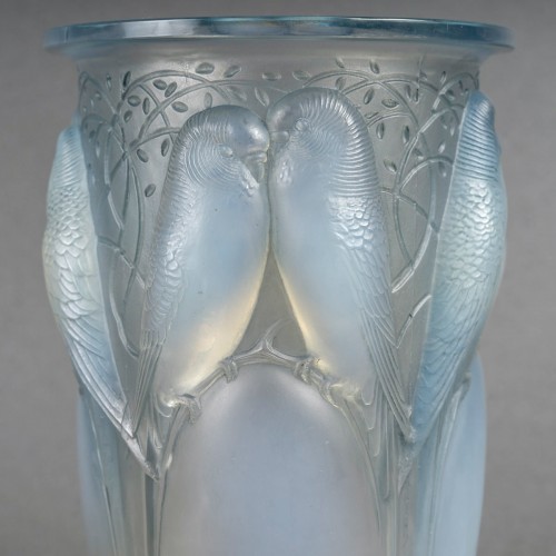 Glass & Crystal  - 1924 René Lalique - Vase Ceylan