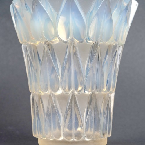 1934 René Lalique - Vase Feuilles Leaves  - 