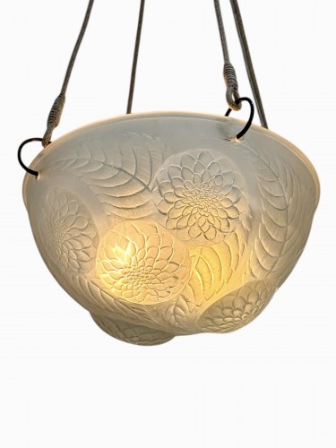 1921 René Lalique - Suspension Dahlias - BG Arts