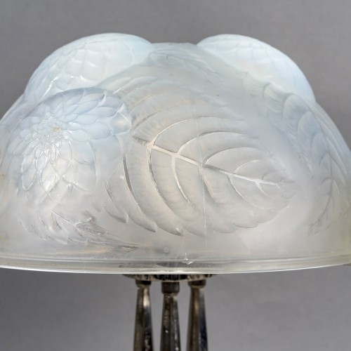 XXe siècle - 1921 René Lalique - Lampe "Dahlias" 