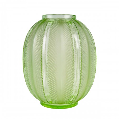 1932 René Lalique - Vase Biskra vert clair