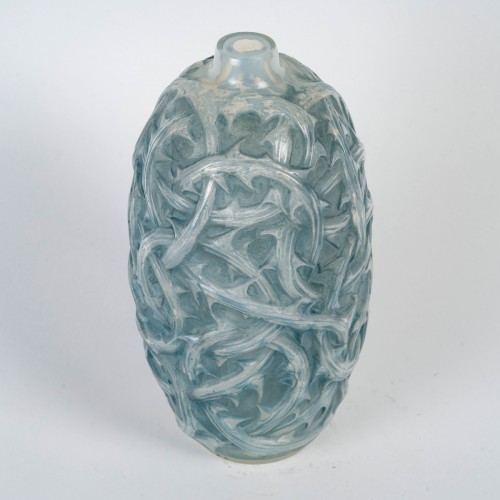 1921 René Lalique - Vase Ronces Cased blue patina - Glass & Crystal Style Art Déco