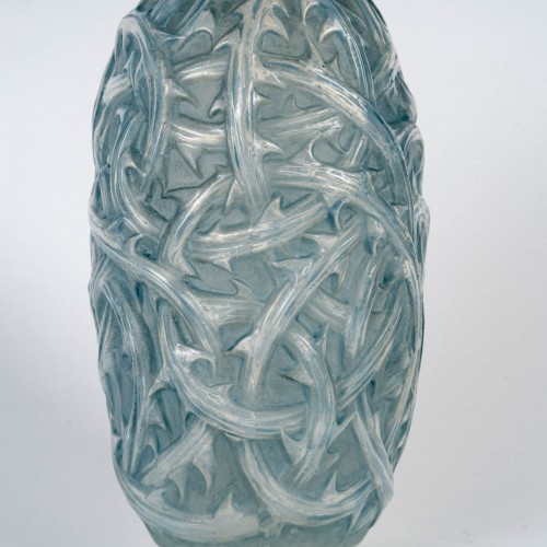 Glass & Crystal  - 1921 René Lalique - Vase Ronces Cased blue patina