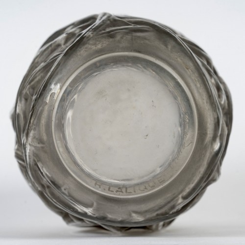 XXe siècle - 1920 René Lalique - Vase Ronces patiné gris