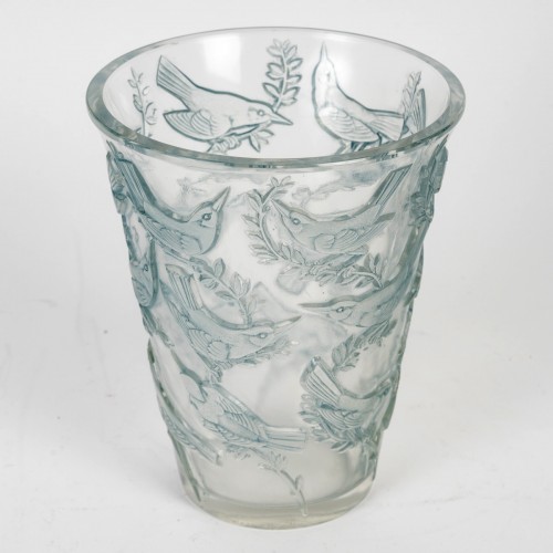 Verrerie, Cristallerie  - 1938 René Lalique - Vase Grives patiné bleu