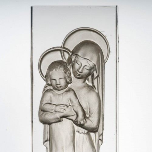 XXe siècle - 1934 René Lalique - Statuette Vierge A l'Enfant