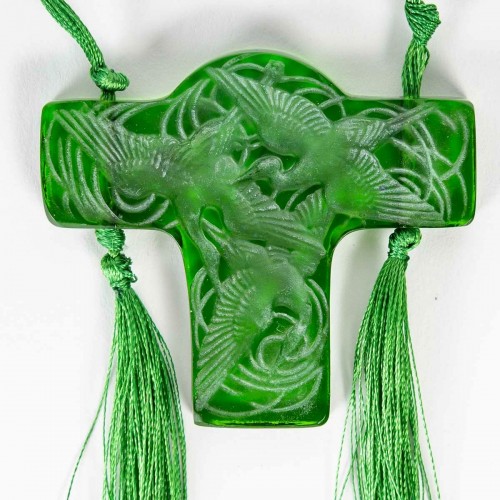 XXe siècle - 1919 René Lalique - Pendentif Croix Cigognes