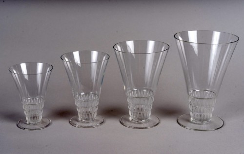 Glass & Crystal  - 1930 René Lalique - Set of 48 Pieces Bourgueil Glasses, Plates And Bowls