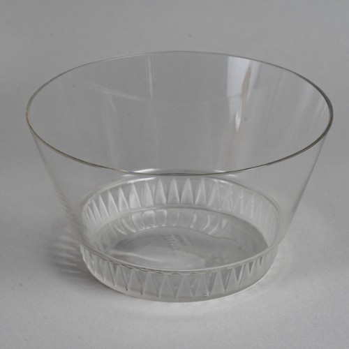 Antiquités - 1930 René Lalique - Set of 48 Pieces Bourgueil Glasses, Plates And Bowls