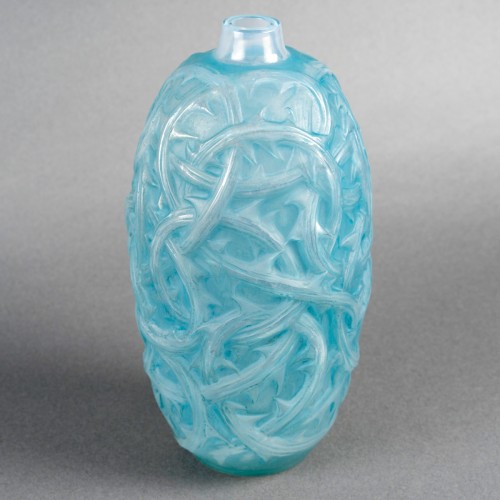 1921 René Lalique - Vase Ronces Cased Opalescent Glass With Blue Patina - Glass & Crystal Style Art Déco