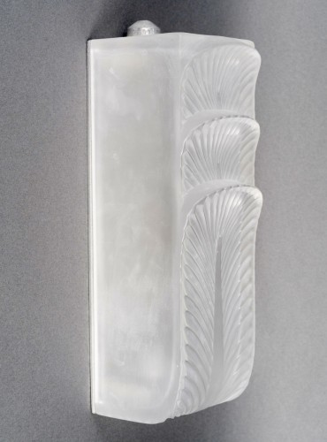 Lighting  - 1935 René Lalique - Pair Of Art Deco Sconces Wall Lights Languedoc Glass