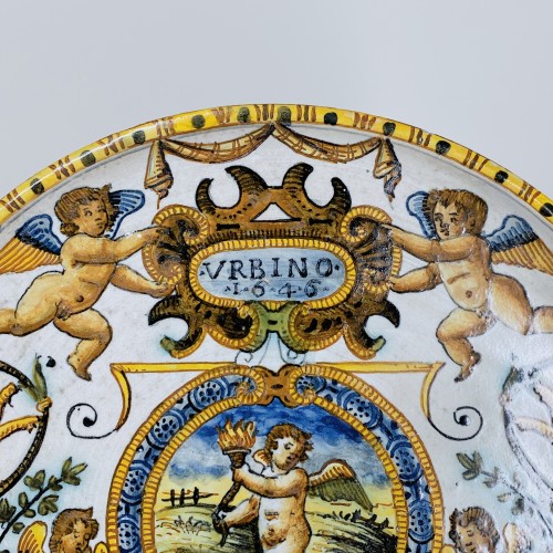 Renaissance - Two Urbino majolica tazzas - Seventeenth century (1638 and 1646)