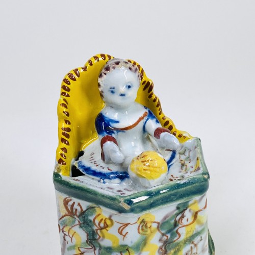 Delft earthenware statuette - Eighteenth century - Porcelain & Faience Style Louis XV