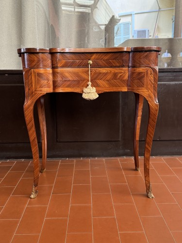 XVIIIe siècle - Table d'accouchée d'époque Louis XV 