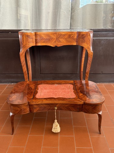 Antiquités - Table d'accouchée d'époque Louis XV 