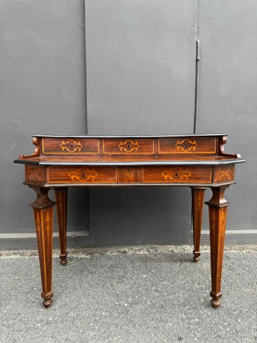 Bureau à gradin, Rome XVIIIe siècle - Mobilier Style Louis XIV