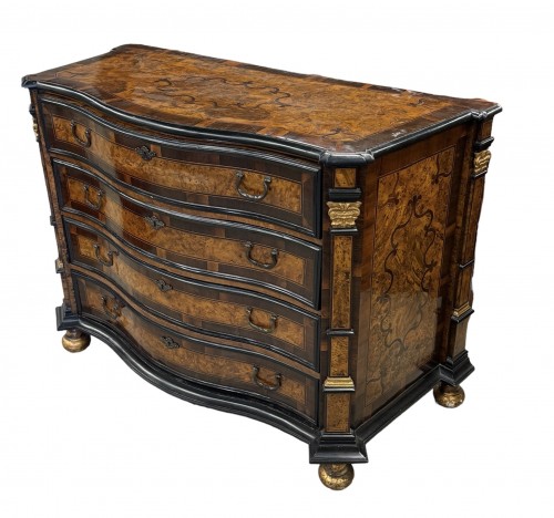 XVIIIe siècle - Commode formant secrétaire en bois de placage, loupe, et ébène, Italie XVIIIe siècle