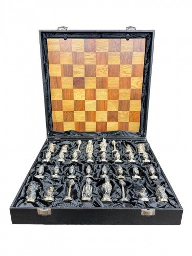 Échiquier en bois et jeu d'échecs en argent 925