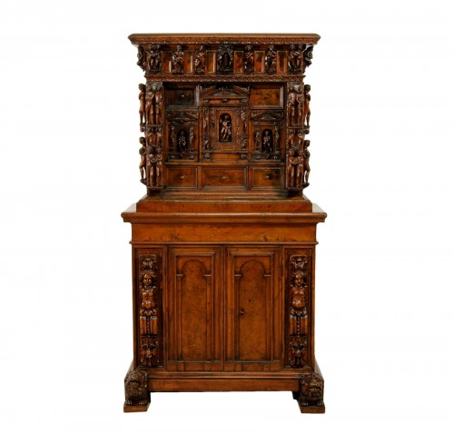 16th to 19th Centuries Furniture & Decorative Objects