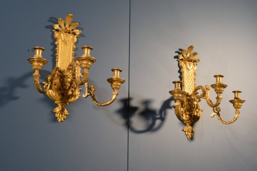 Antiquités - Paire d’appliques en bronze doré, France fin XIXe siècle