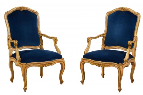 18th Century, Pair of Rococo Italian Lacquered and Gilt Wood Armchairs