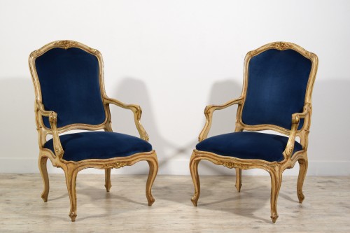 18th Century, Pair of Rococo Italian Lacquered and Gilt Wood Armchairs - Seating Style Louis XV