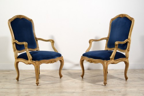 18th century - 18th Century, Pair of Rococo Italian Lacquered and Gilt Wood Armchairs