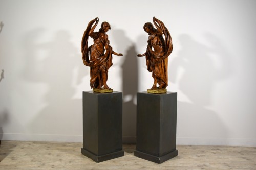 Antiquités - 17th century, Pair of Italian Baroque Walnut Sculptures