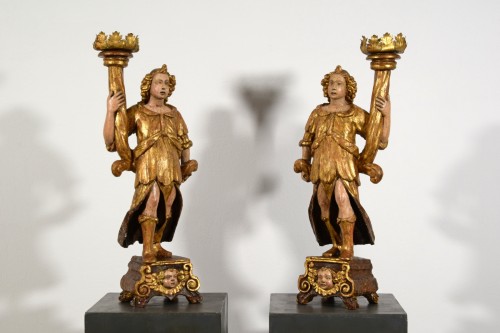 XVIe siècle et avant - Paire de sculptures porte-torchères en bois laqué et doré, Italie XVIe siècle