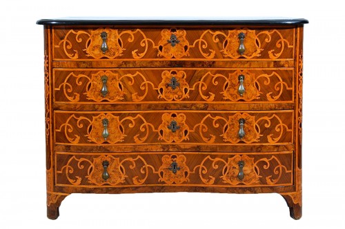 18th Century, Italian Baroque Veneering and Inlays Wood Commode 