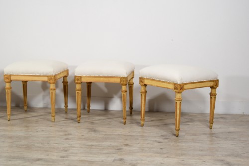 Antiquités - 18th century, Four Italian Lacquered Wood Stools 