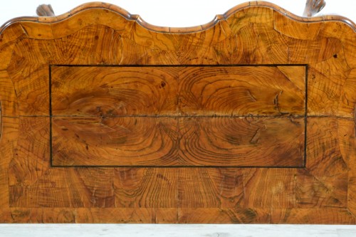 Antiquités - 18th Century, Italian Rococo Elm Wood Console Table