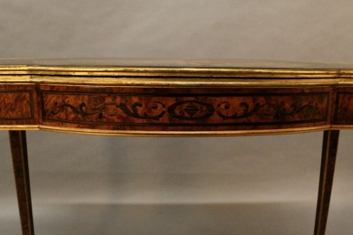 XIXe siècle - Table à jeux et console demi lune en marqueterie, Royaume-uni XIXe siècle